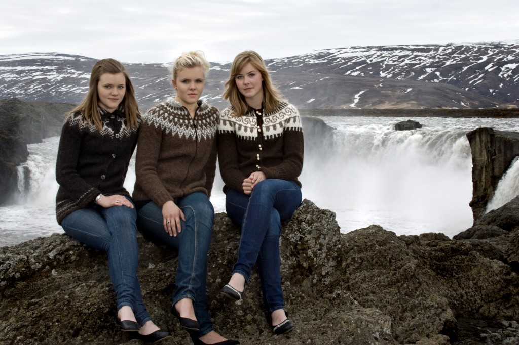 Как Познакомиться С Исландской Девушкой